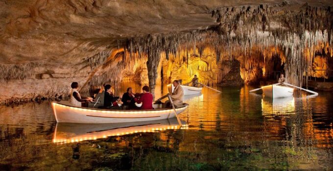 Mallorca: Drach and Hams Caves, and Porto Cristo Day Tour - Majorica Pearls Factory