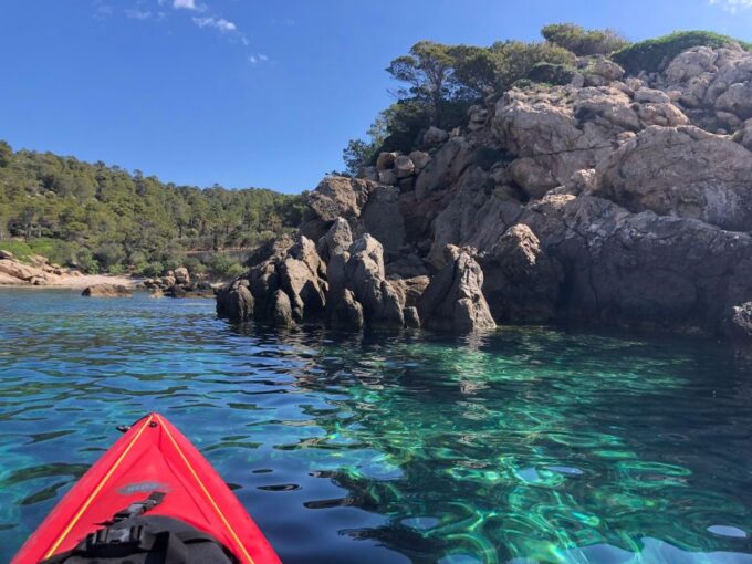 Mallorca: Explore the Island Dragonera With the Kayak - Booking and Reservation Details