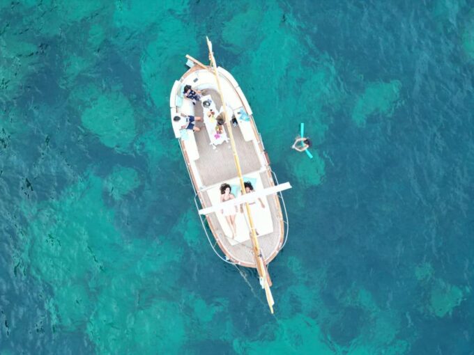 Mallorca: Sailing 100% Electric Boat + Snorkel + Aperitive - Tranquil Paddleboarding Moments