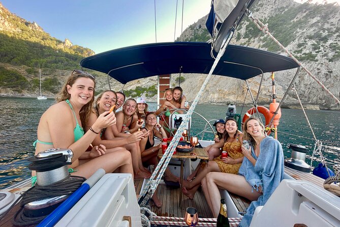 Mallorca Sailing Tour With Tapas and Wine - Menu and Inclusions