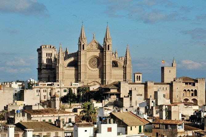 Mallorca Shore Excursion Bellver Castle and Cathedral Private Tour - Visiting Palma Cathedral