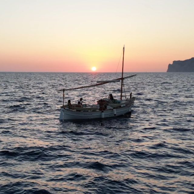 Mallorca: Sunset Eco Charter Experience - Included Amenities and Gear