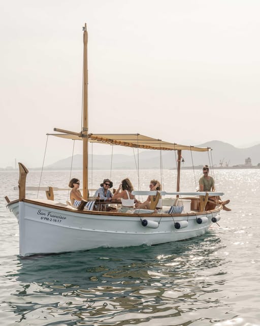 Mallorca: Traditional Llaüt Tour With Local Food - Visiting Caves and Formations