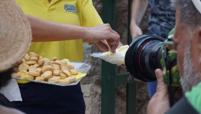 Mallorca: Tramuntana Mountains Tour With Local Guide & Lunch - Inclusions and Highlights