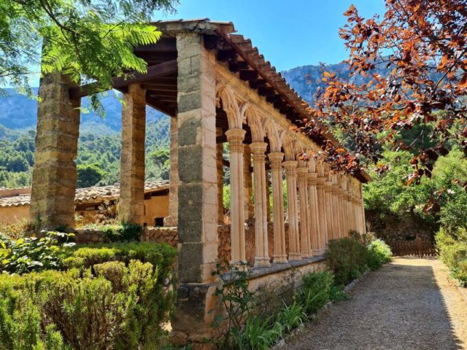 Mallorca: Tramuntana Mountains Tour With Local Guide & Lunch - Frequently Asked Questions