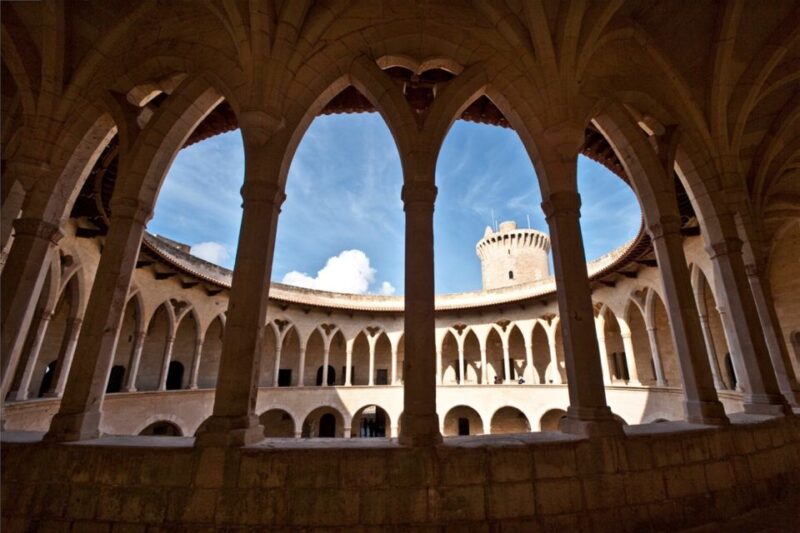 Mallorca: Transfer to Palma Self-Guided Tour - Pickup and Transportation