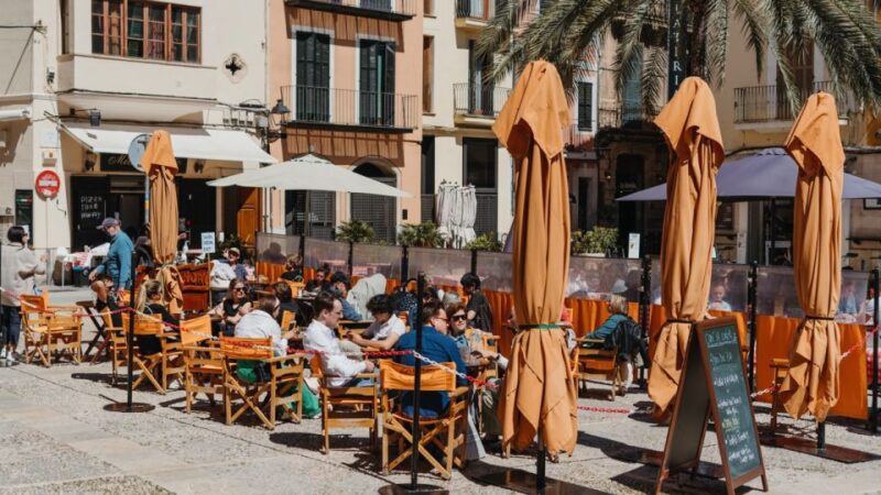 Mallorca Walking & Picnic Tour (Ink. Town, Nature, Beach) - Beachside Adventure