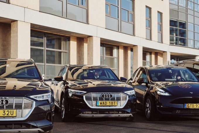 Malmö in 30 Minutes Luxury E-Car (Audi, E- Mercedes ) - Accessibility Considerations