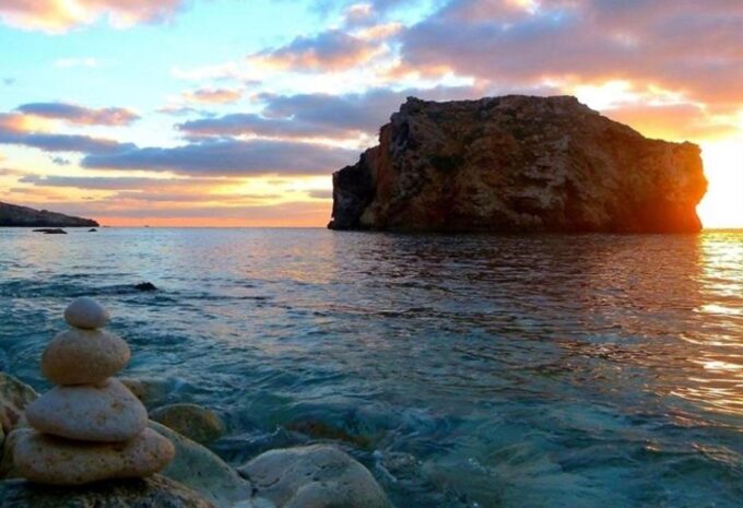Malta: Blue and Crystal Lagoons Cruise With Sea Caves - Scenic Views and Attractions