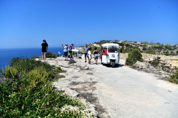 Malta: Gozo and Comino Sunset Tour W/ Blue Lagoon & Transfer - Tour Duration and Languages