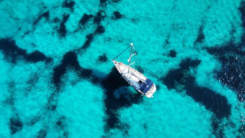 Malta Gozo Comino: Sailing Charter - Included Amenities