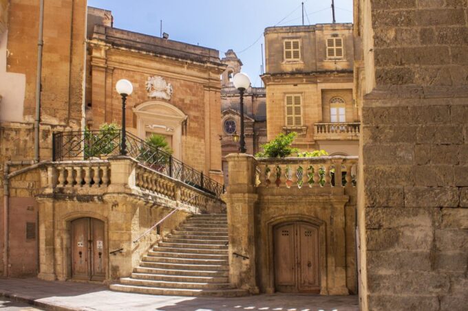 Malta: Hop-On Hop-Off Bus Tours - Additional Information