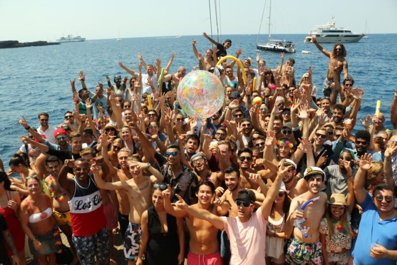 Malta: Lazy Pirate Boat Party With Drinks & Food - Customer Reviews