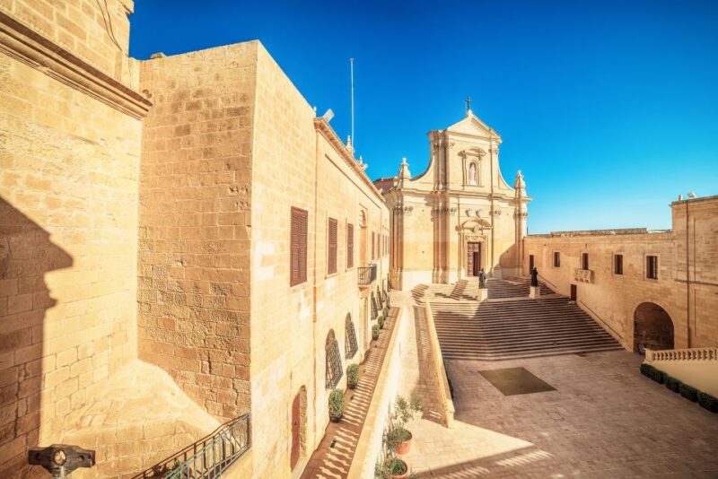 Malta: Maltese Islands & Valletta Private 5-Day Tour - Inclusion and Accommodations