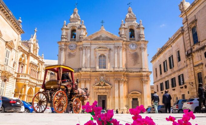 Malta: Mdina, Dingli Cliffs and San Anton Botanical Gardens - Transportation and Pickup Details