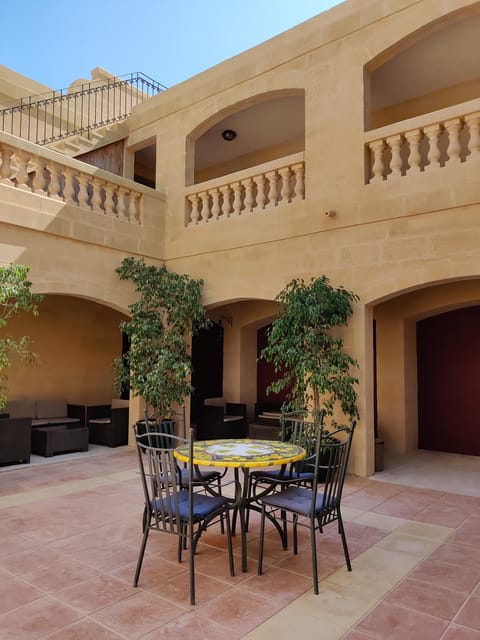 Malta: Premium Wine Tasting Experience - Transfer Service