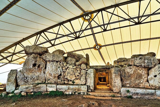 Malta: Private Half-Day Archeological Sites Tour - Hagar Qim and Mnajidra Temples
