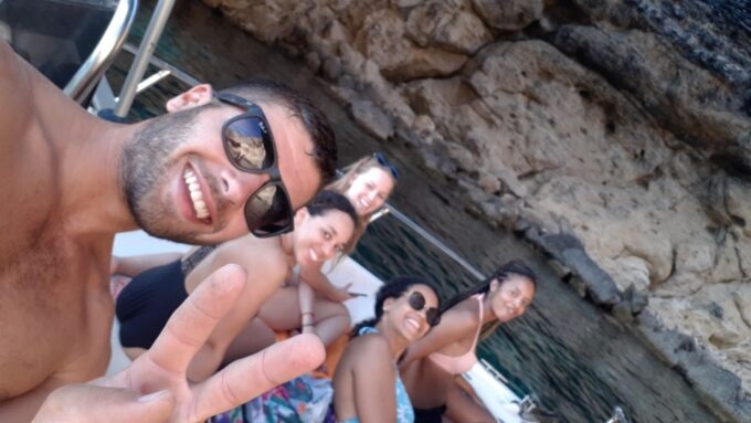 Malta: Private Sunset Boat Trip to Comino and Blue Lagoon - Exploring Blue Lagoon and Comino