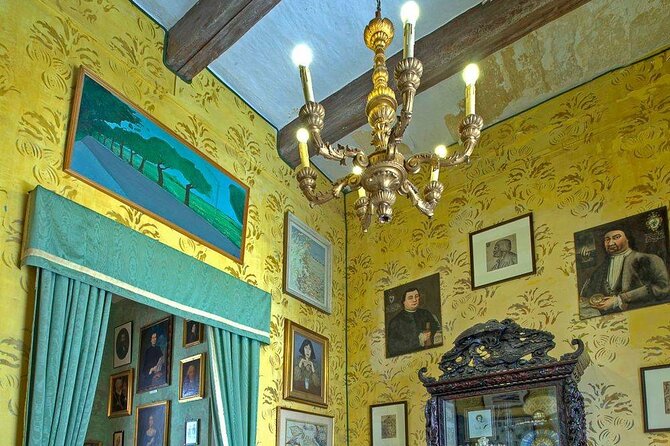 Malta Shore Excursion: Private Tour of Historic Palaces and Noble Homes - Tour Overview
