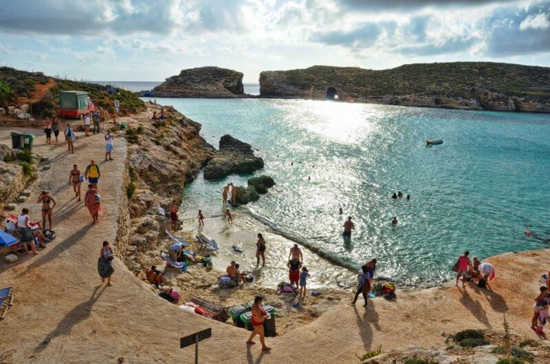 Malta: Sunset Cruise to the Blue Lagoon - Onboard Facilities