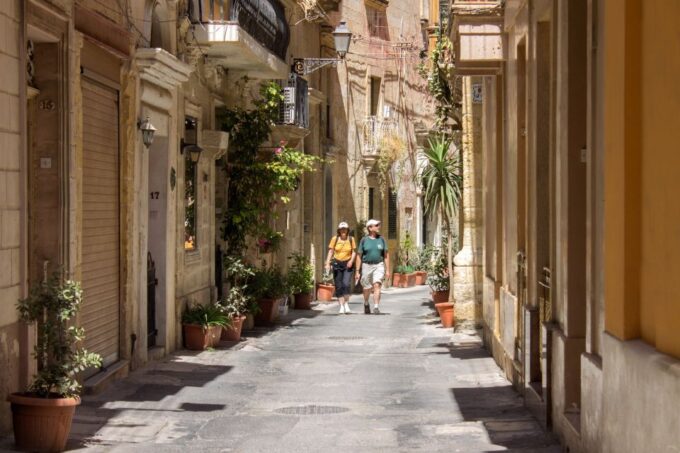 Malta: Vintage Bus Ride Through the Three Cities - Booking and Cancellation