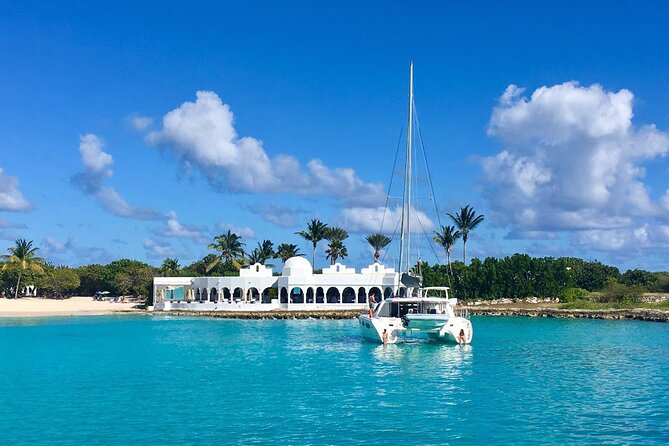 Mambo Sail Catamaran to Rendezvous Bay Anguilla - Scenic Anguilla Destination