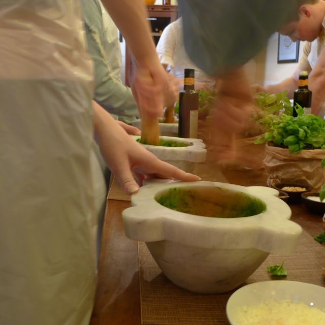 Manarola: Pesto Making Class With Tasting and Wine - Customer Feedback