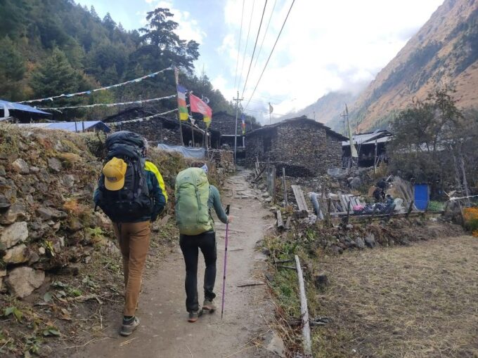 Manaslu Circuit Trekking - 11 Days - Scenic Highlights