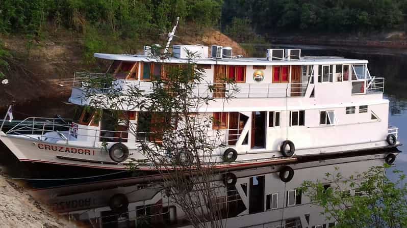 Manaus Amazon River Cruise Tour 4D/3N Exploring Rio Negro - Day 1 Itinerary