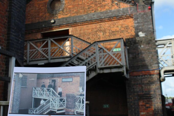 Manchester: Peaky Blinders Full-Day Tour - Getting to Liverpool