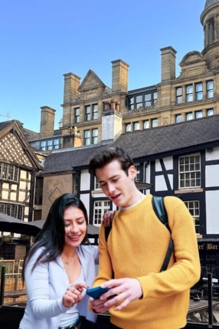 Manchester: Self-Guided City Walk & Inmersive Treasure Hunt - Tour Description and Highlights