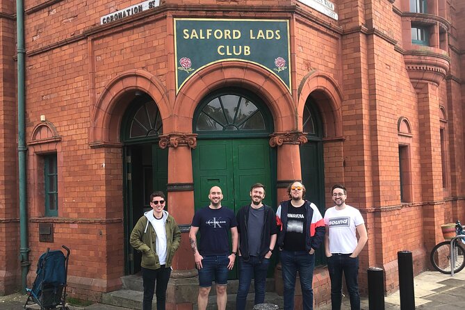 Manchesters Music Scene With a Local Host, Private + Custom - Key Points