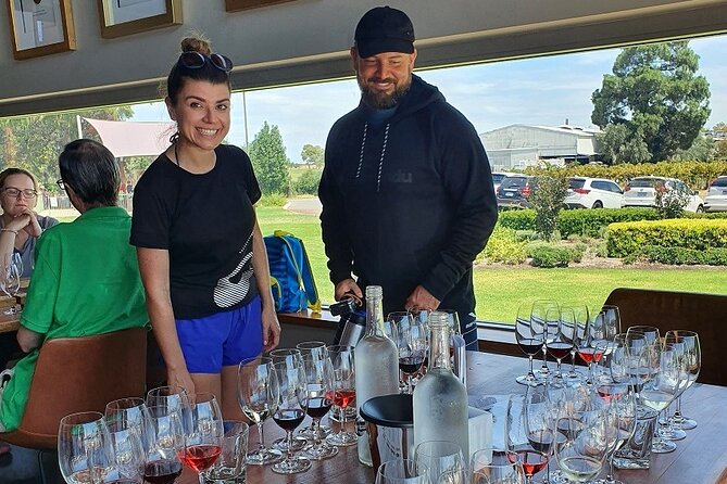 Mandoon Winery and Kayak Tour With Wine Tasting - Location and Accessibility