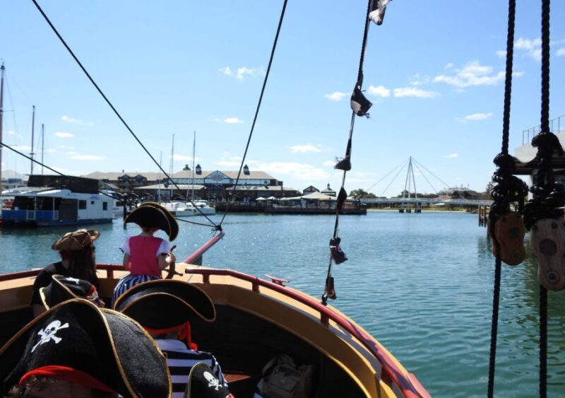 Mandurah: 1.5-Hour Scenic Lunch Cruise on a Pirate Ship - Customer Ratings and Feedback