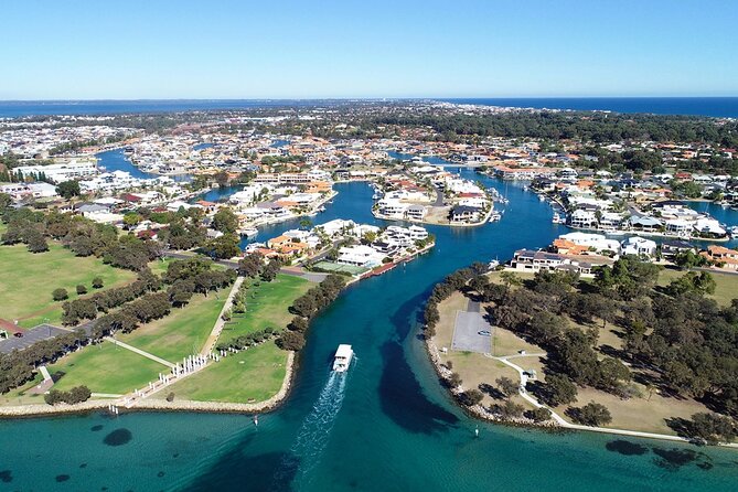 Mandurah Dolphin Cruise and Views - Meeting Point and Duration