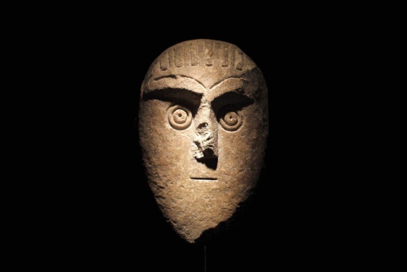 Manfredonia: Manfredonia and Daunian Stele Tour - Visiting the Swabian Castle