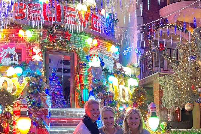 Manhattan and Dyker Heights Christmas Lights Tour by Limousine - Private Limousine Transportation