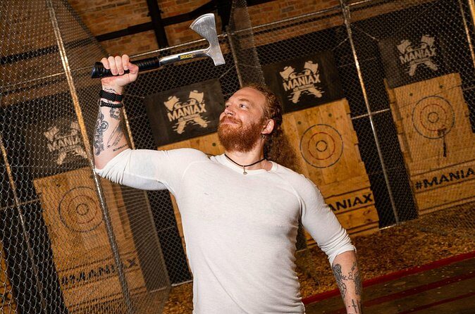 MANIAX Melbourne CBD - Axe Throwing Session 1 Hour - The Value and Experience