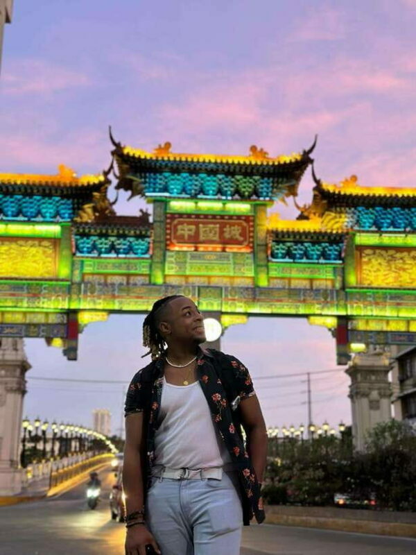 Manila: Chinatown Nighttime Tour by Tuk-Tuk - Transportation and Group Size