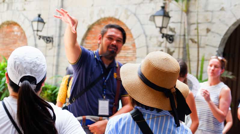 Manila: Old Manila Intramuros Area Walking Tour - Tour Experience