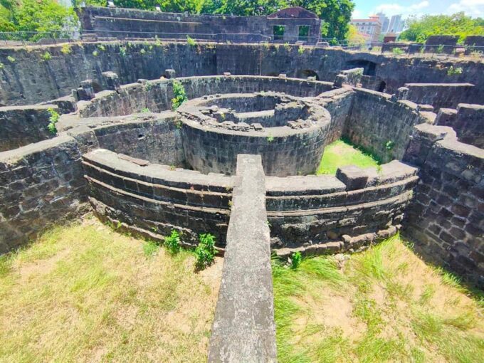 Manila: Rich History of Intramuros Private Tour - Navigating the Cobblestone Streets
