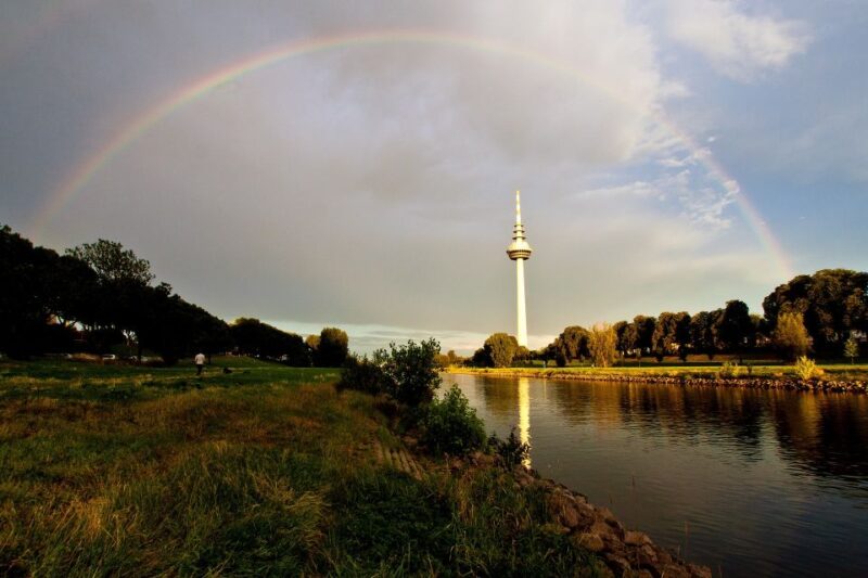 Mannheim: Capture the Most Photogenic Spots With a Local - What to Bring
