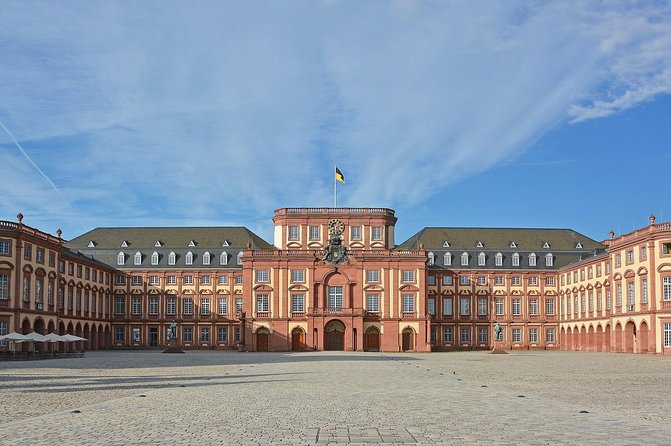 Mannheim Castle Tour - The Iconic Water Tower