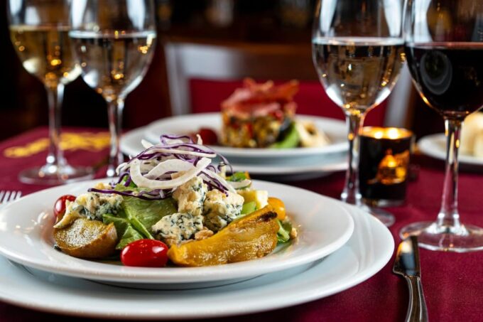 Mansión Tango Dinner Show With Semi Private Transfer - Intimate Mansion Setting