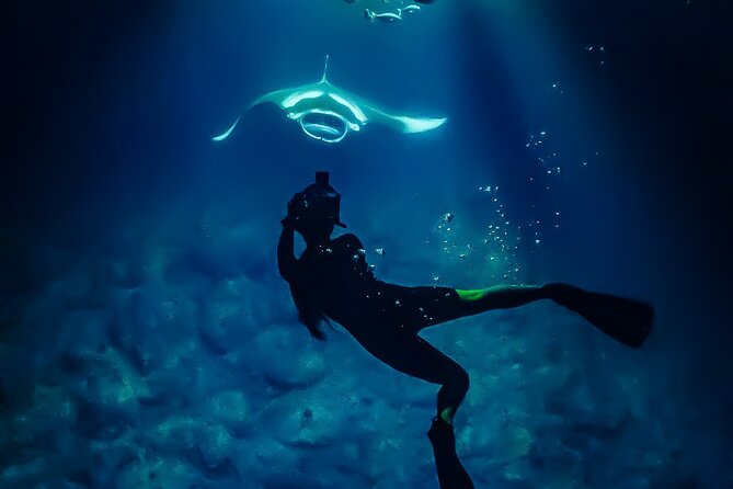 Manta Ray Night Snorkel & Sunset Cruise, Kona, Big Island Hawaii - Warm-up After the Swim/Snorkel
