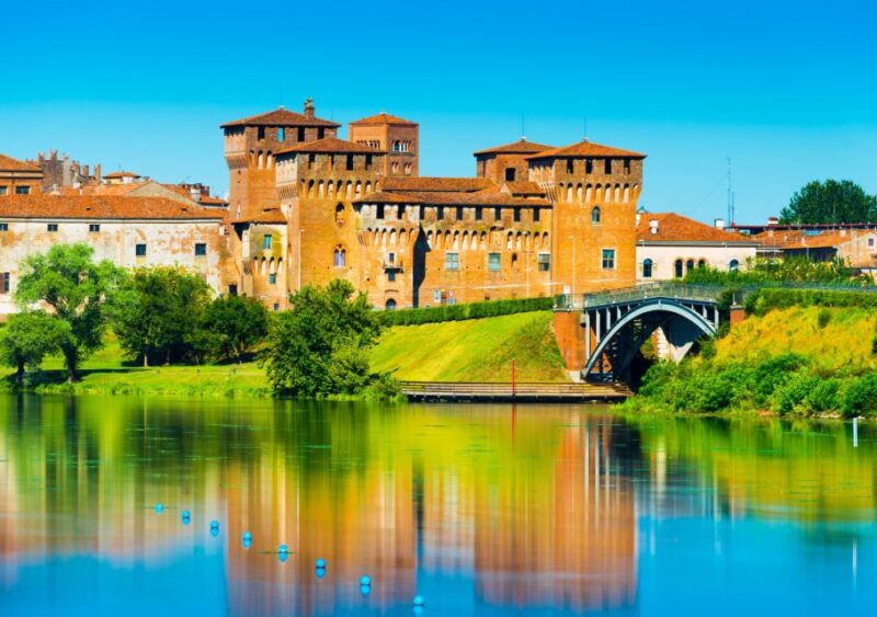 Mantova: Private Walking Tour - Experience Details