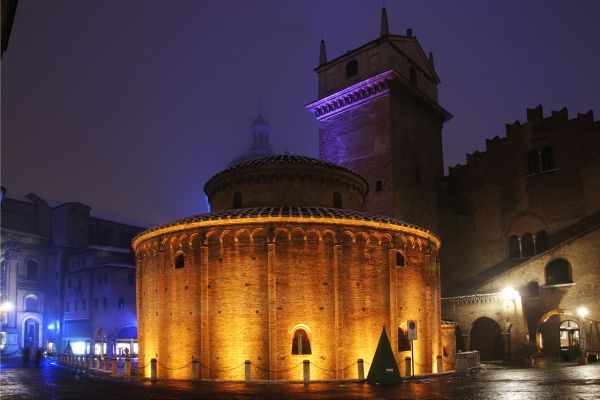 Mantua: 2-Hour Guided Walking Tour - Architectural Highlights