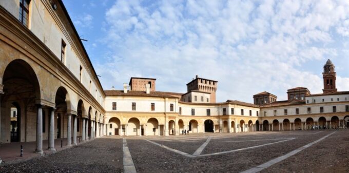 Mantua: 2-Hour Guided Walking Tour - Booking Information