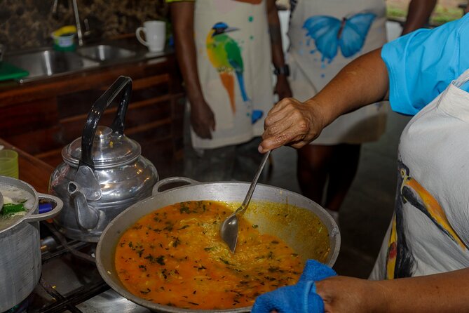 Manuel Antonio Local Cooking Class With Botanical Garden Tour - Tour Details and Logistics