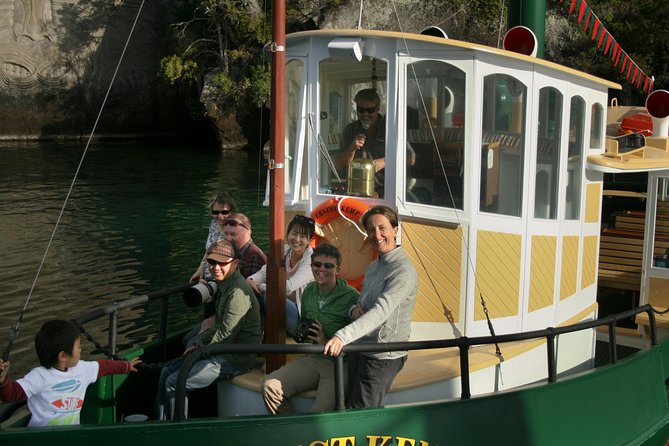 Maori Rock Carvings Scenic Cruise - Onboard Amenities